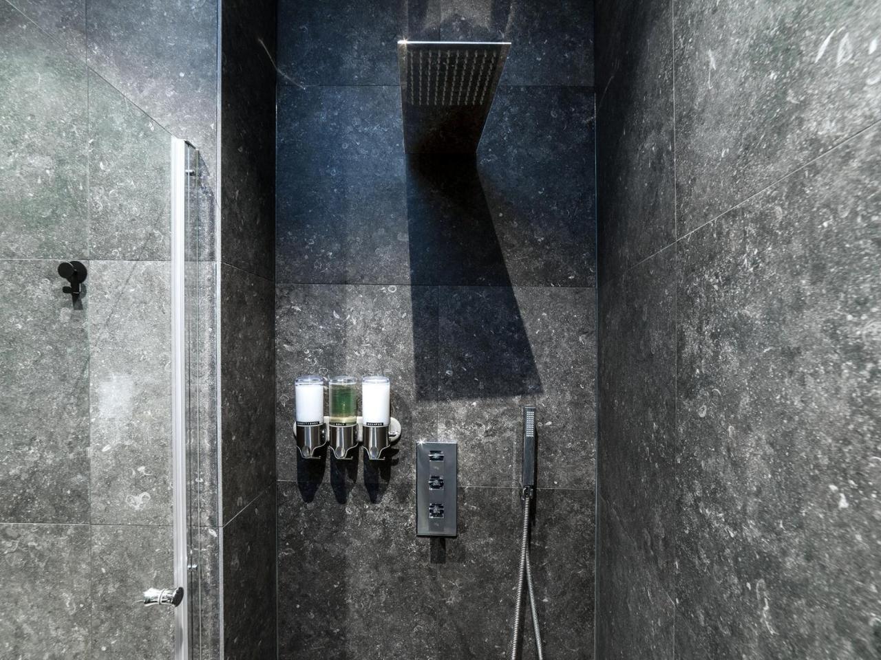 75m² 2 slaapkamer, 2 privé badkamer Appartement in 3rd - Temple - Republique Parijs Buitenkant foto